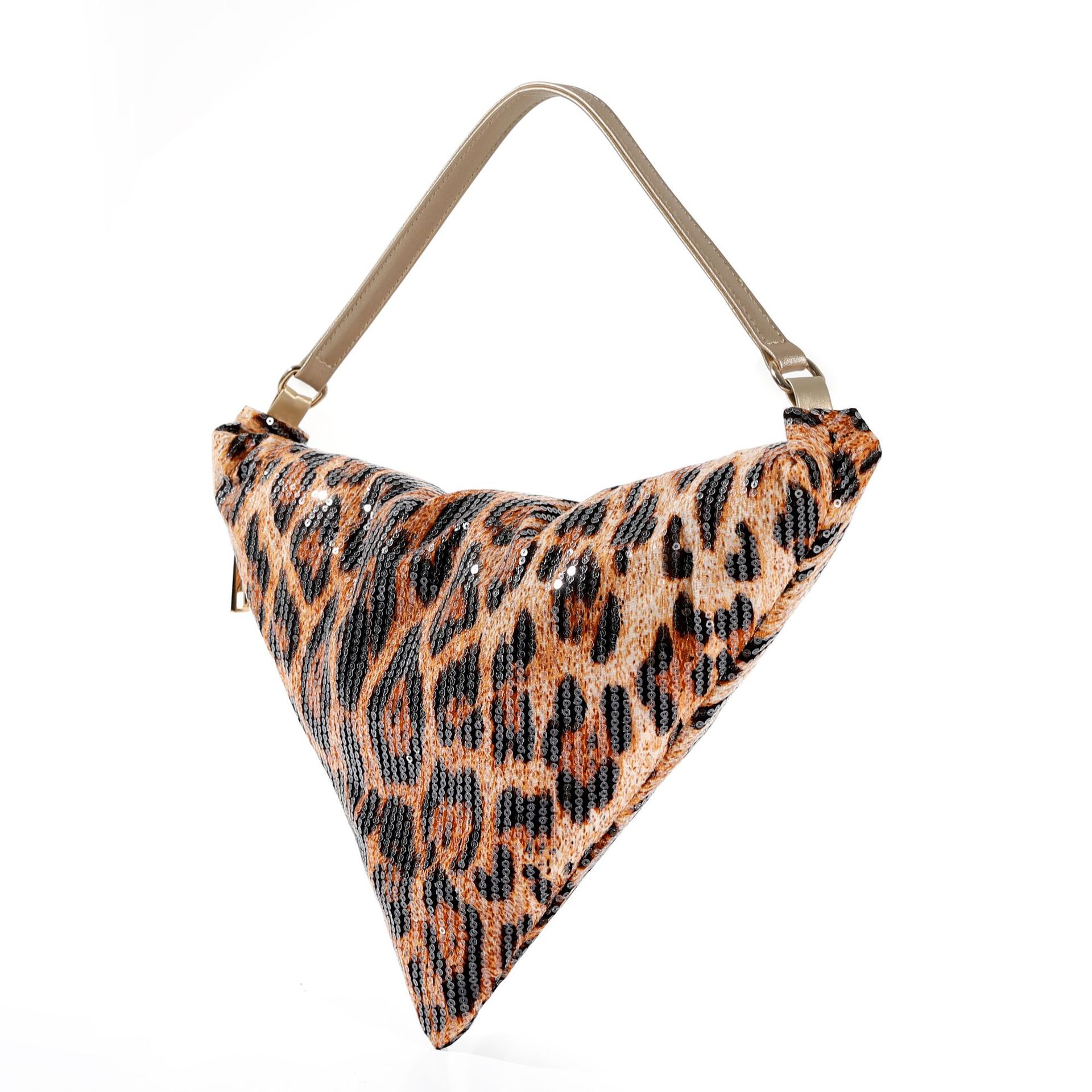 Leopard print crescent bag sho - Women Bags 2026 Trends recension och pris