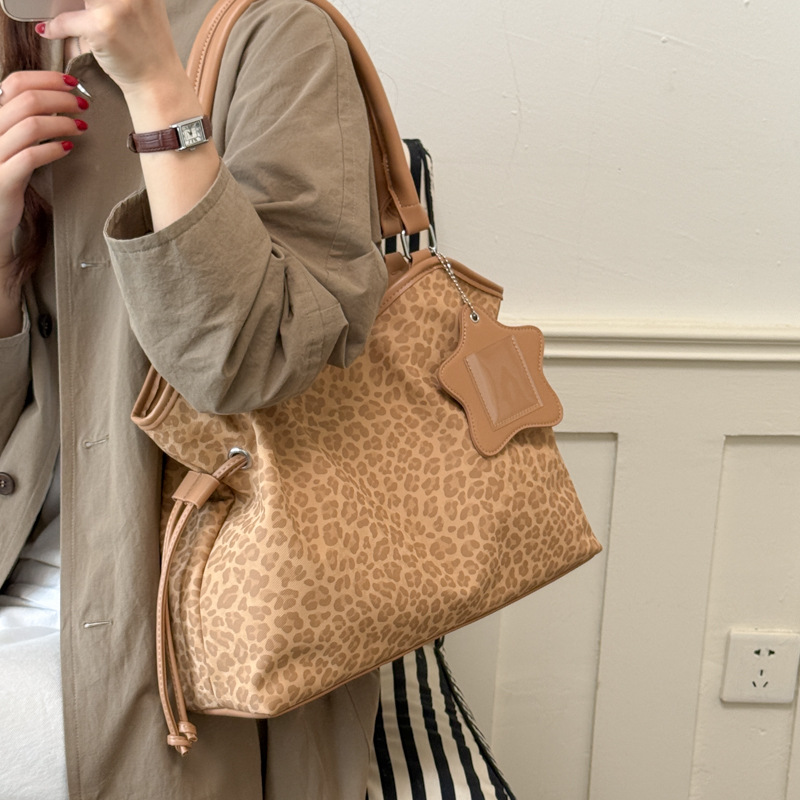 Leopard Large Capacity Tote Ba - Women'S Tote Bags For Work recension och pris