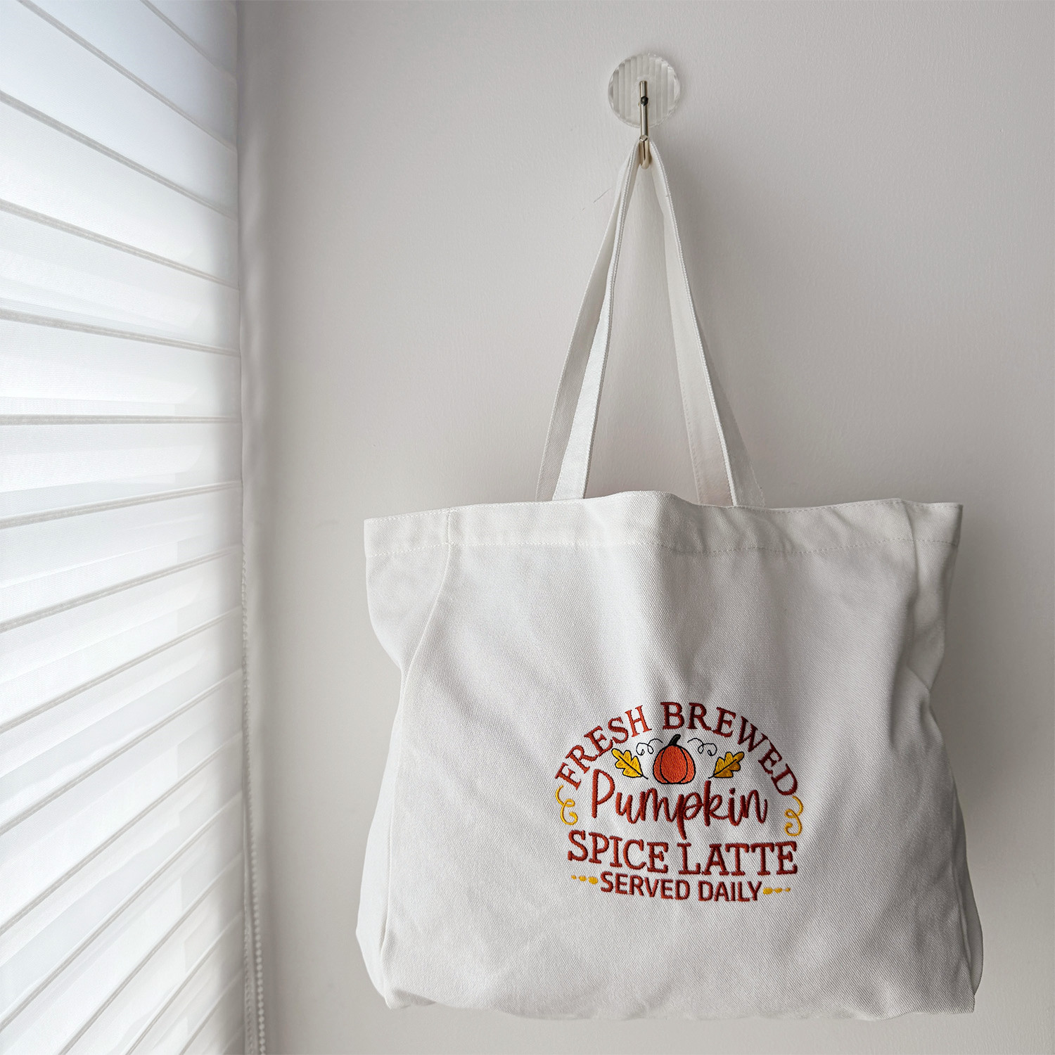 Pumpkin Spiced Latte Embroider - Women Bags Ck recension och pris