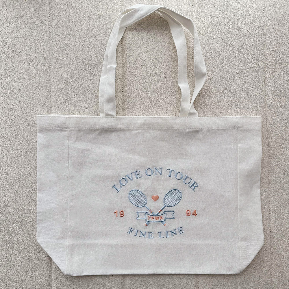 Love on Tour 1994 Embroidered  - Women Bags Ck recension och pris