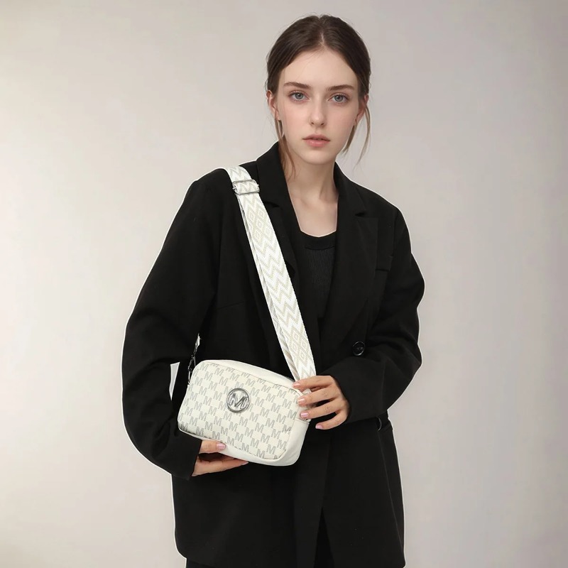 Retro M Pattern Design Female  - Women'S Bags At M&S recension och pris
